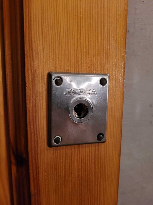 Drzwi sosnowe 80 prawe bez ościeżnicy