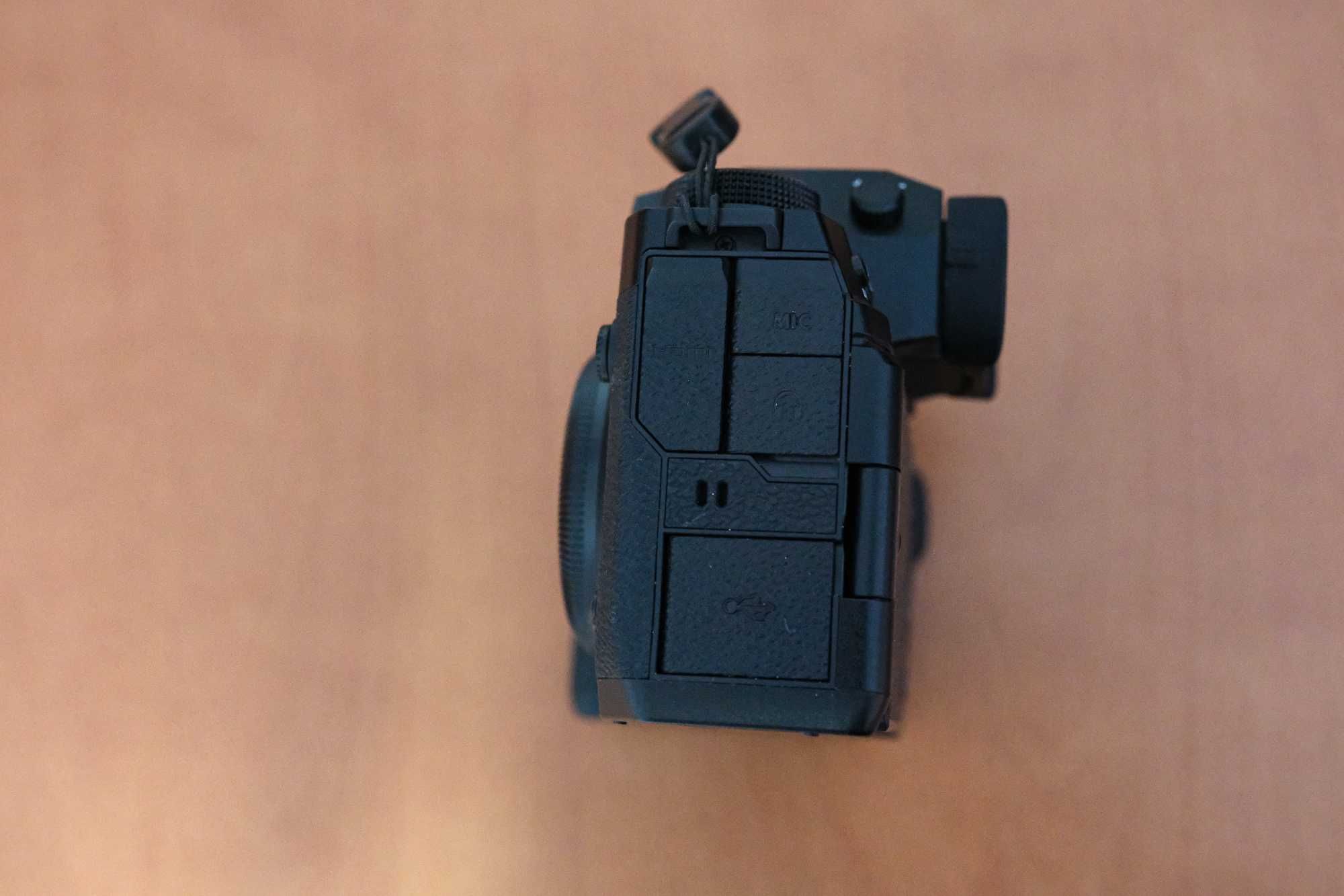 Fujifilm X-H2s - Corpo