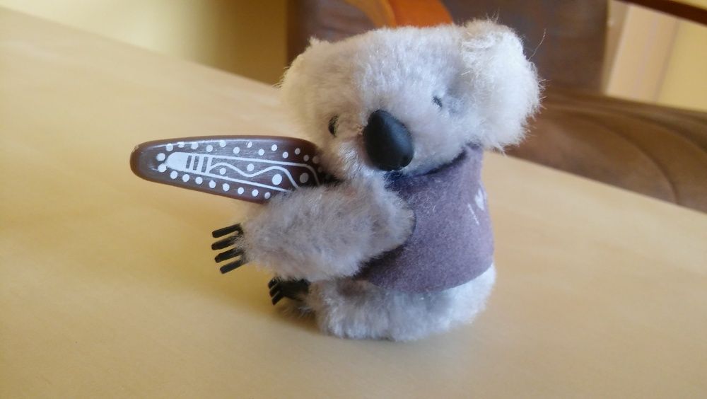 Koala z bumerangiem z Australii