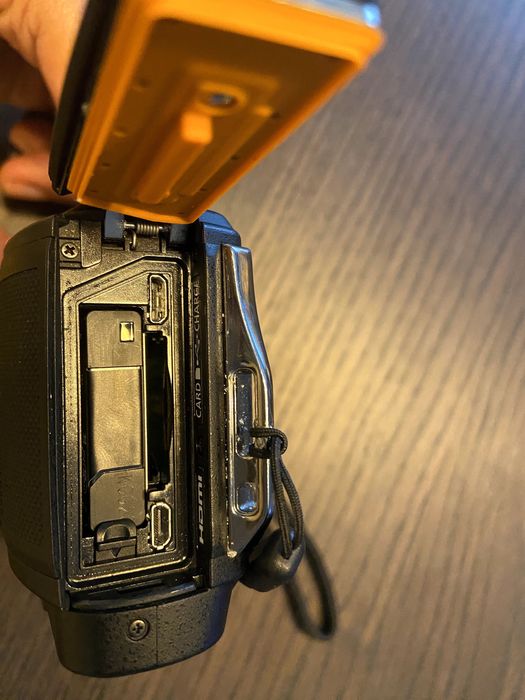 Câmera Digital Panasonic DC-FT7-K LUMIX 4K Impermeável Preta Sem Caixa