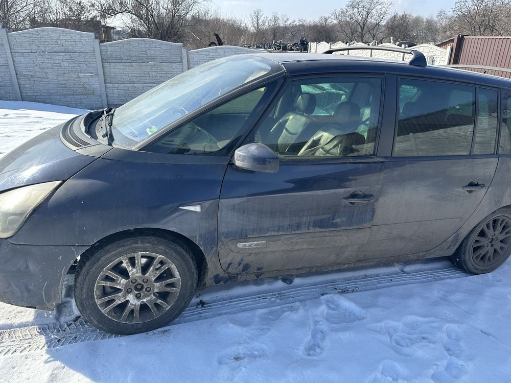 Разборка шрот Renault Espace 4 IV 2.0 2.2 дизель коробка механика 2002