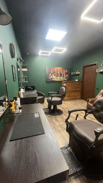 Продаж готового бізнесу — стильний барбершоп з обладнанням