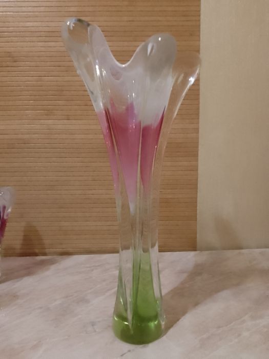 Вази із богемського скла