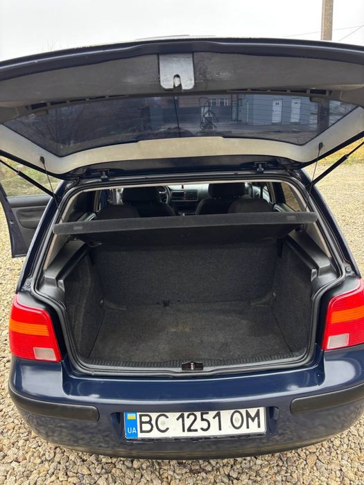 Гольф 4 1,9 дизель простий Можливий пригін уваше місто