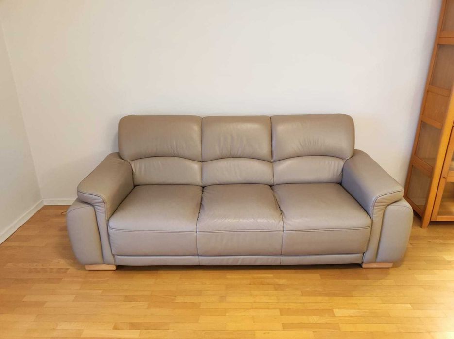 Kanapa sofa trzyosobowa skórzana beżowa świetny stan