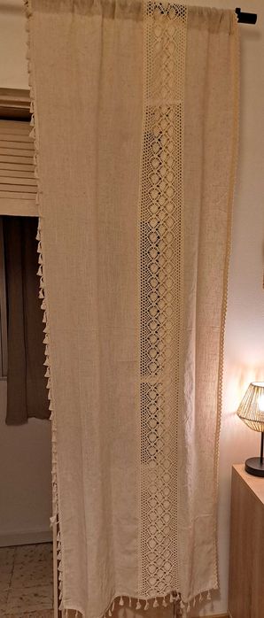 Cortinas rendadas (valor pelo par)