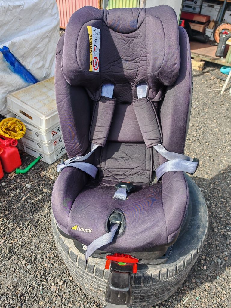 Fotelik samochodowy HAUCK isofix przód i tył do 18 kg