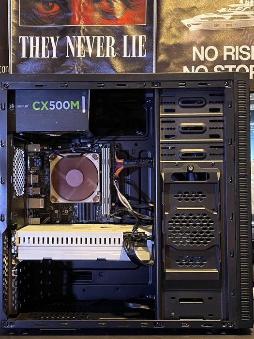 RX 5700 XT | 32GB DDR4 | i7-8700K | 250GB SSD | 550W Ігровий ПК