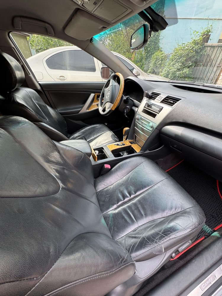 Продам Toyota Camry 3,5