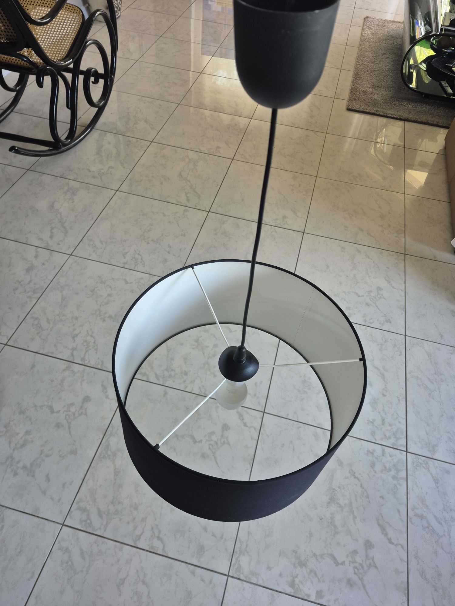 Lampa czarna wisząca 40 cm