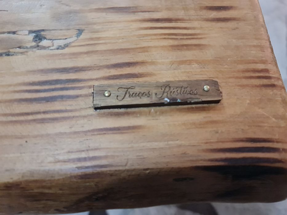 Mesa de centro madeira maciça