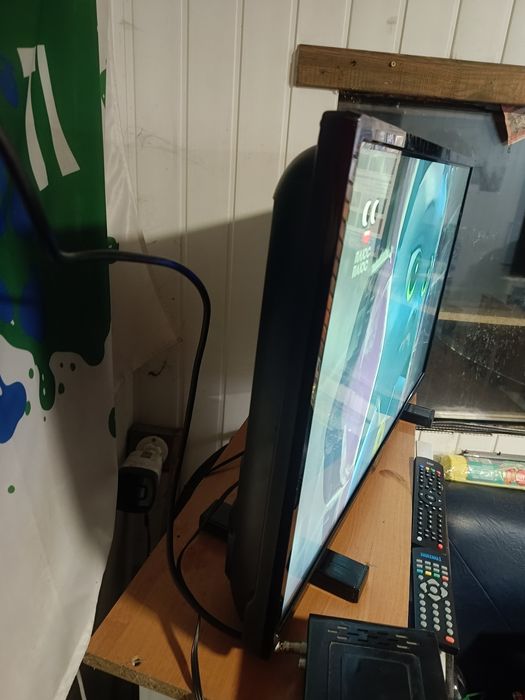 Телевізор led 32" Т2 тюнер
