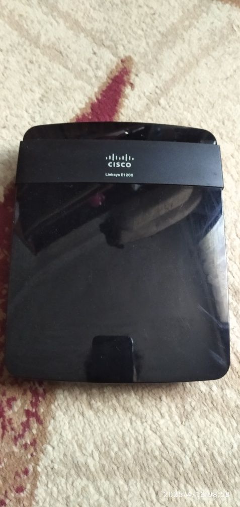 Роутер Cisco E1200
