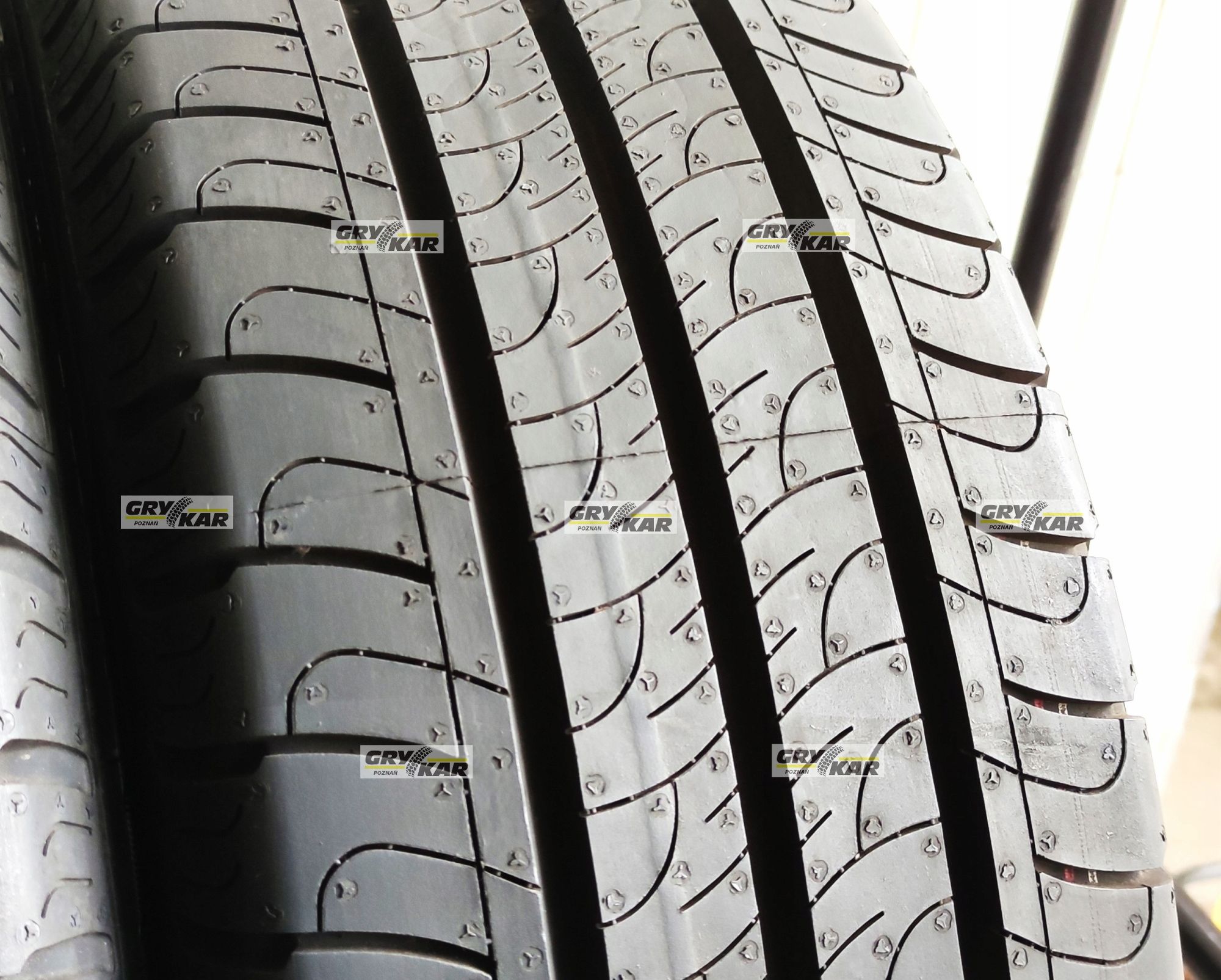 Opony 195/60/16c Goodyear 3 Lata Gwar. 2 L