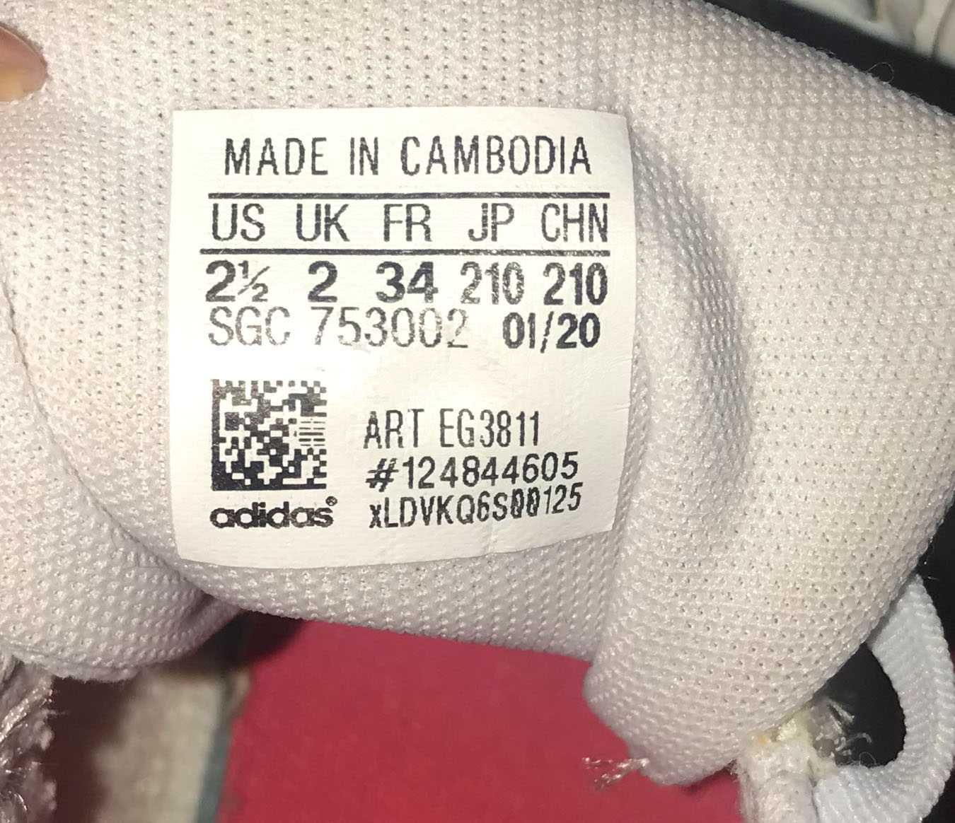 Кроссовки Adidas для девочки, размер 34 (21 см)