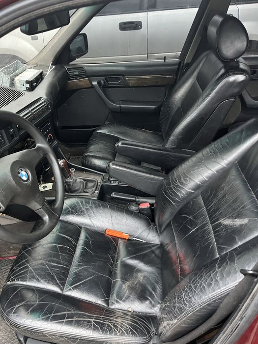 Продам БМВ Е 34 2.5 Бенз Плита