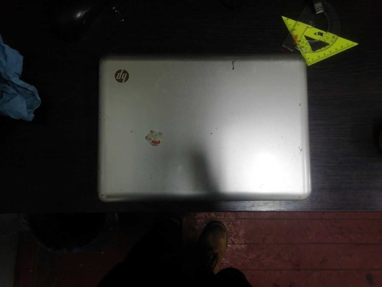 HP pavilion  dm1-2100er