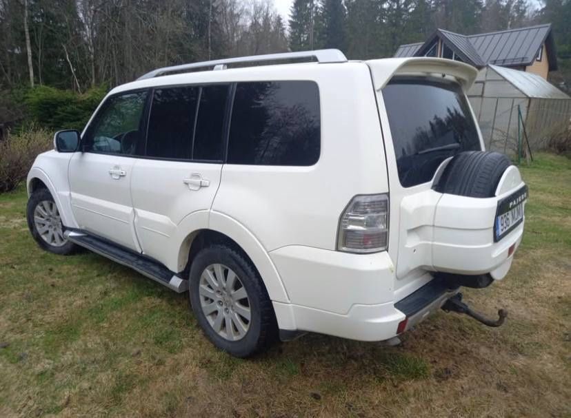 Разборка Mitsubishi Pajero Wagon IV 3,2д АКПП запчасти Паджеро Вагон 4