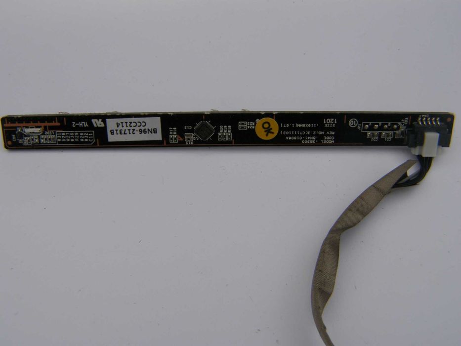 Samsung S20B300N---розбiр битого