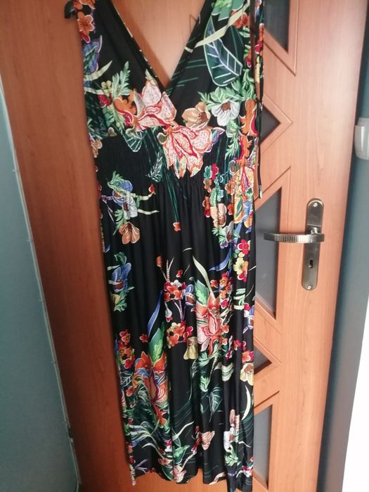 Sukienka długa  przewiewna