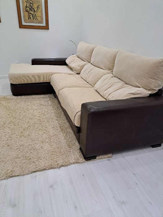 Sofá bege e castanho, em bom estado com capas suplentes 2.85x164