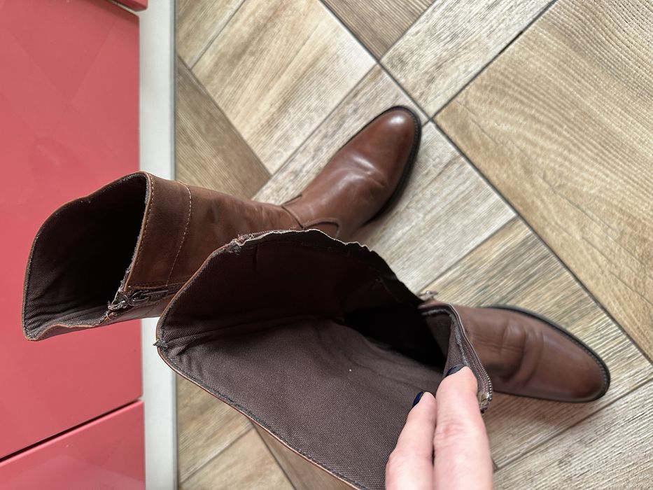 Шкіряні «козаки» ten points в трендовому шоколадному кольорі