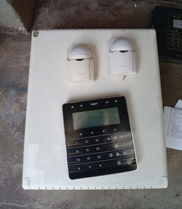 Alarm SATEL- zestaw.