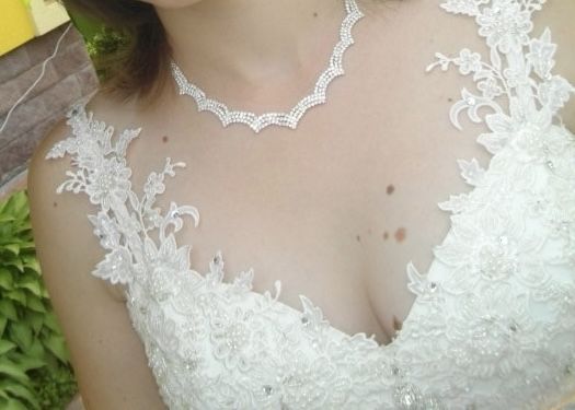 Сукня на весілля,випуск або якесь інше свято