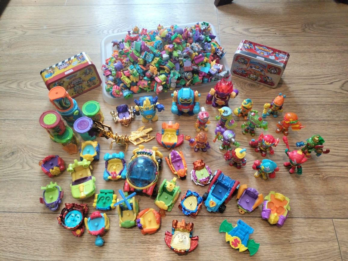 Figurki super zings i super things