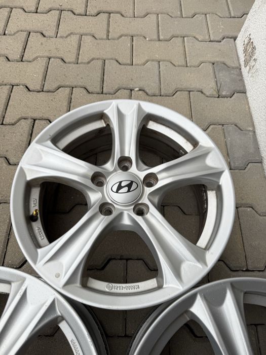 Felgi 16 cali 5x114,3 z czujnikami Kia Hyundai