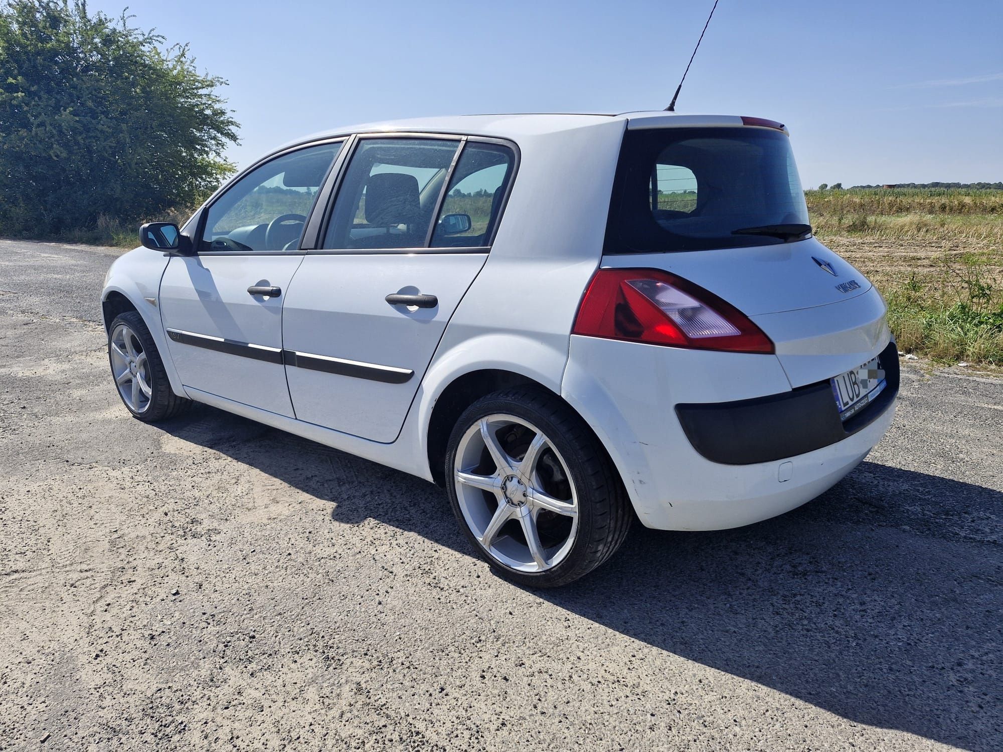 Renault Megane II 5 Drzwiowy 1.4B el. Szyby nowe OC i przeglad