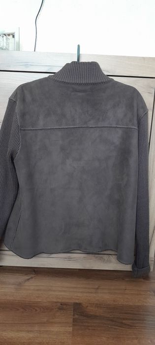 Жіноча куртка під замш(іскуств.)утепленна рукава трикотажні.