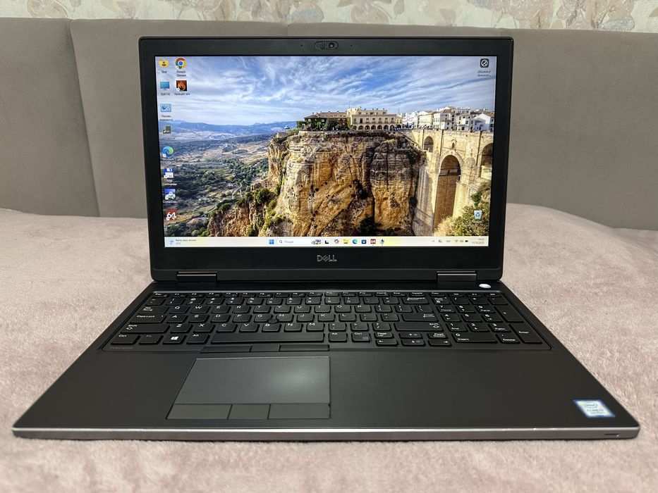 Dell Precision 7540 i7-9850h / 16gb ddr4 / 512 ssd