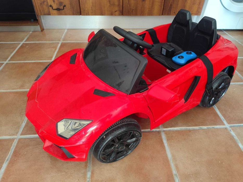 Carro elétrico para criança