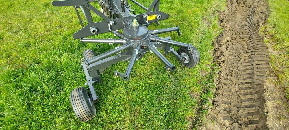 Zgrabiarka karuzelowa - przekładnia , tandem + koło kopiujące