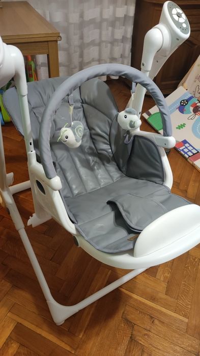 Fotel bujany 3 w 1 CARRELLO Triumph