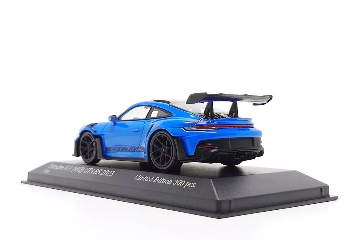 Minichamps 1:43 porsche 911 GT3 RS ano 2023