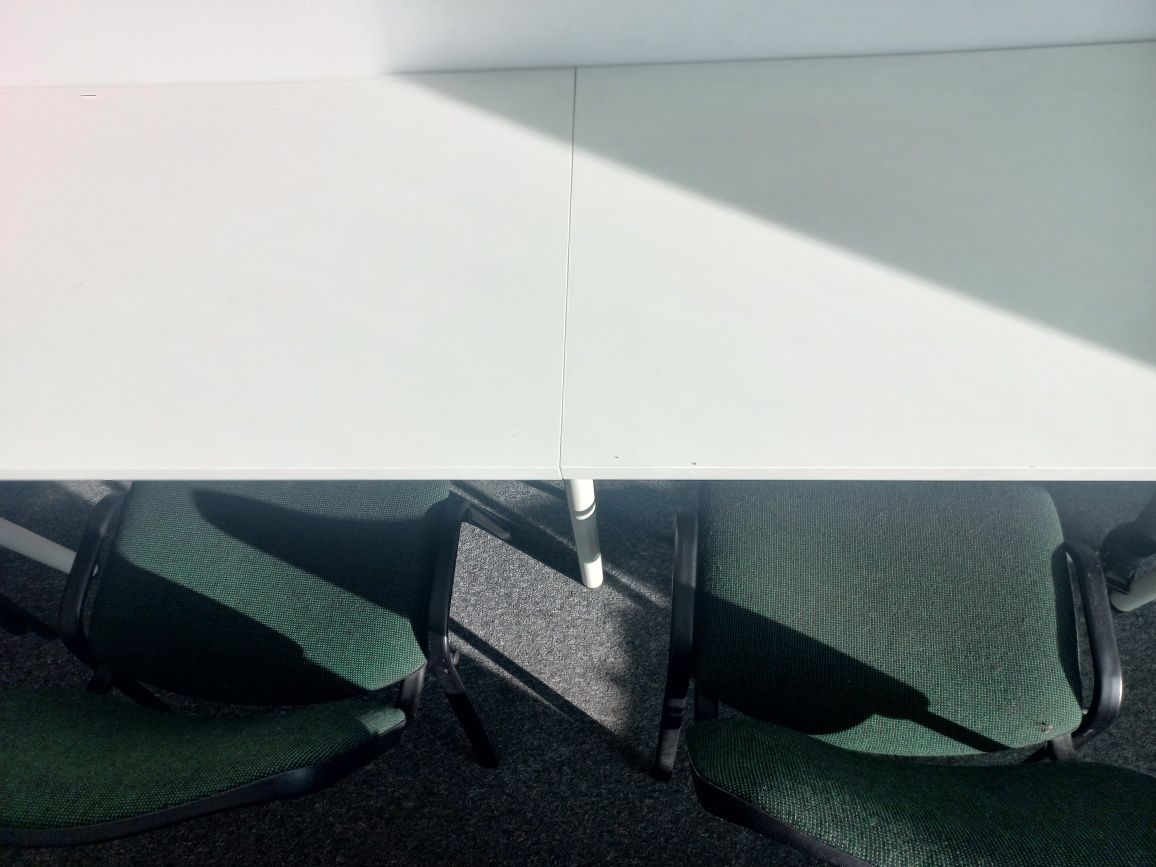 Stoły biale ikea 3razy 80cm 240cm krzesła biurowe