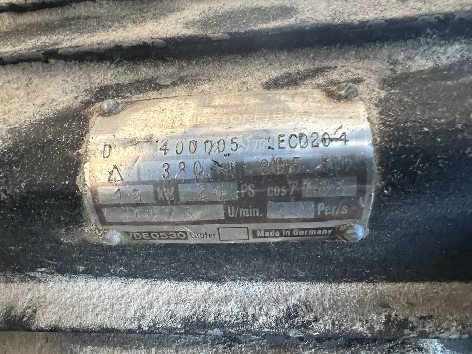 Rębak do zrębki młyn 15 kw