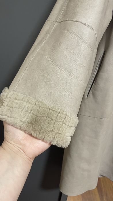 Пальто , натуральна шкіра з хутром , 54-56 р.