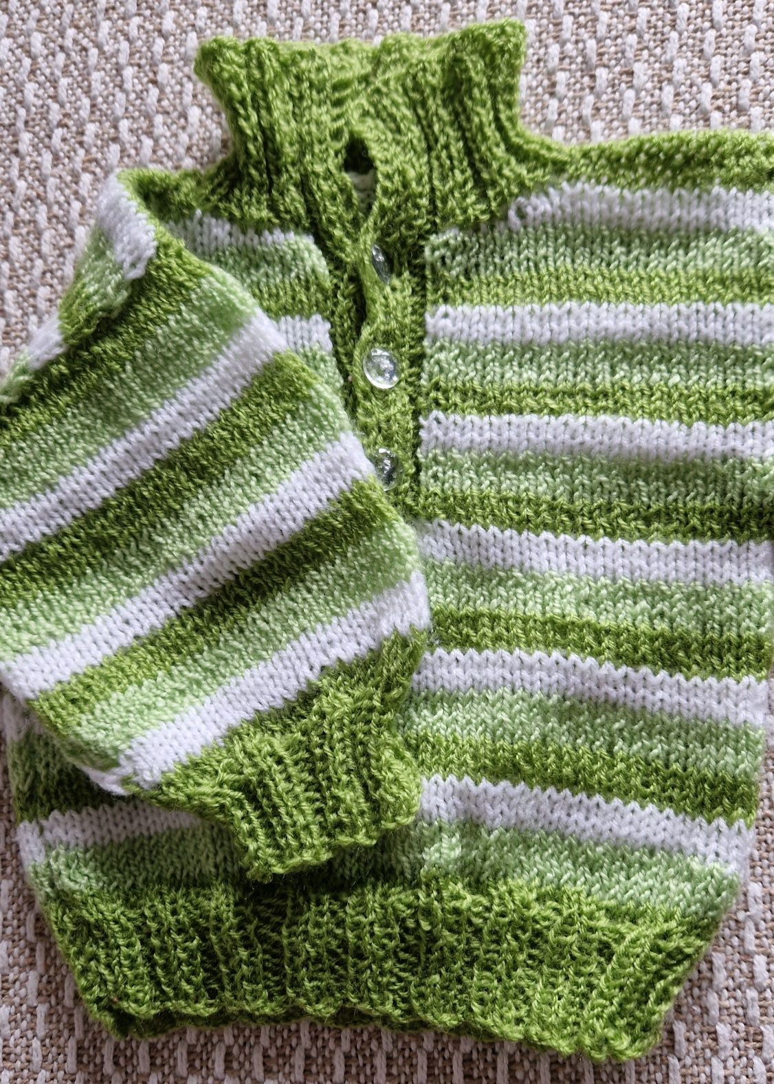 Sweterek robiony na szydełku 62-68 cm Handmade