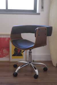Cadeira de escritório GILBERTO - loja Gato Preto