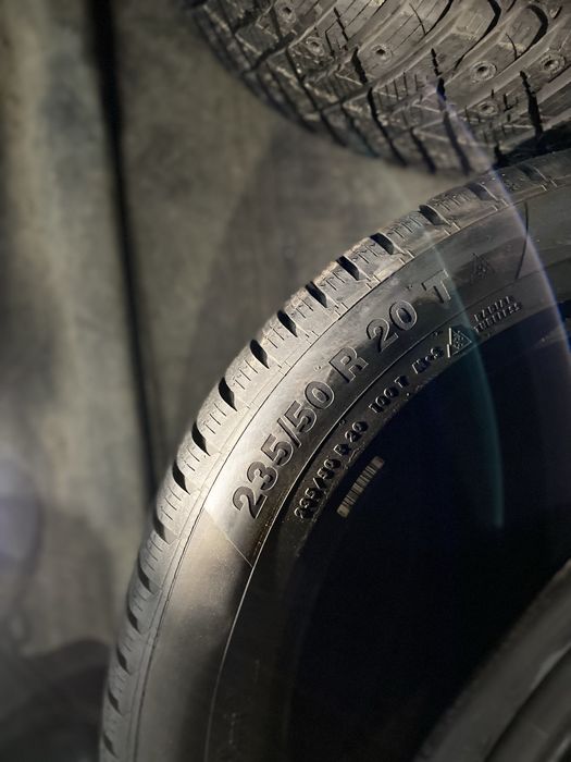 Зимова шина Continental WinterContact TS850P SUV 235/50 R20 104T XL FR