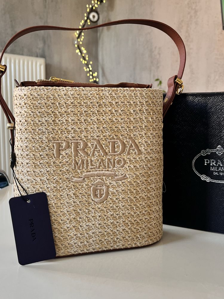 Torebka marki Prada