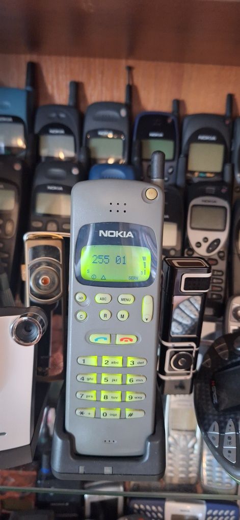 Редкая NOKIA 2010 GSM , рабочая (№3)