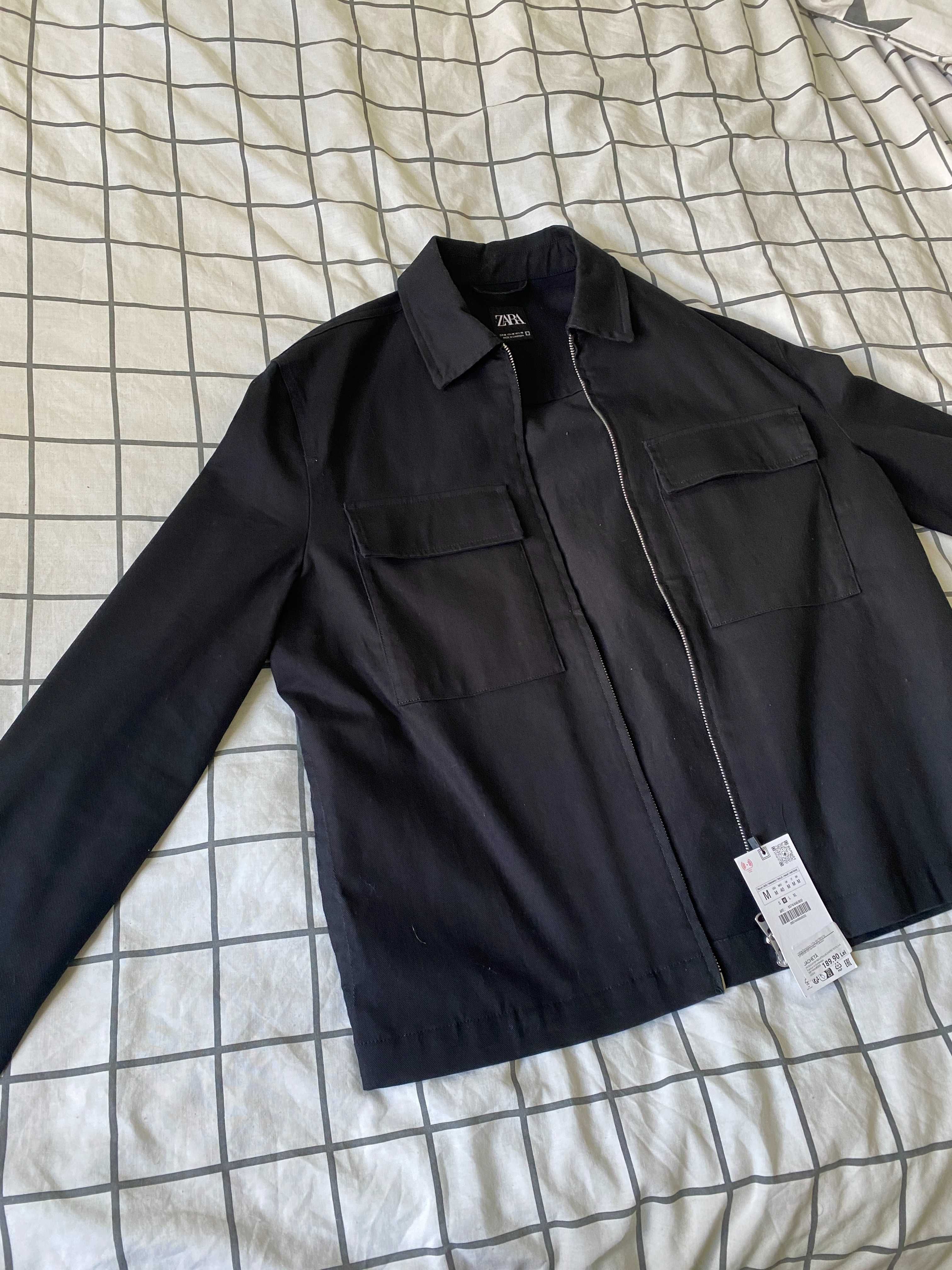 Верхня сорочка Zara з кишенями. Чорного кольору. М розмір