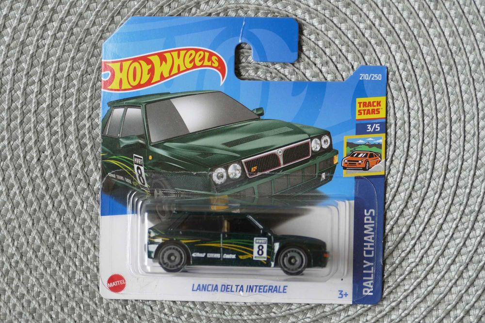 Hot Wheels autko "Resorak" LANCIA DELTA INTEGRALE edycja 2022r.