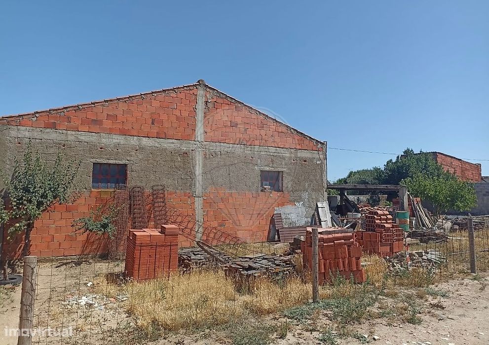 Armazém T0 para venda