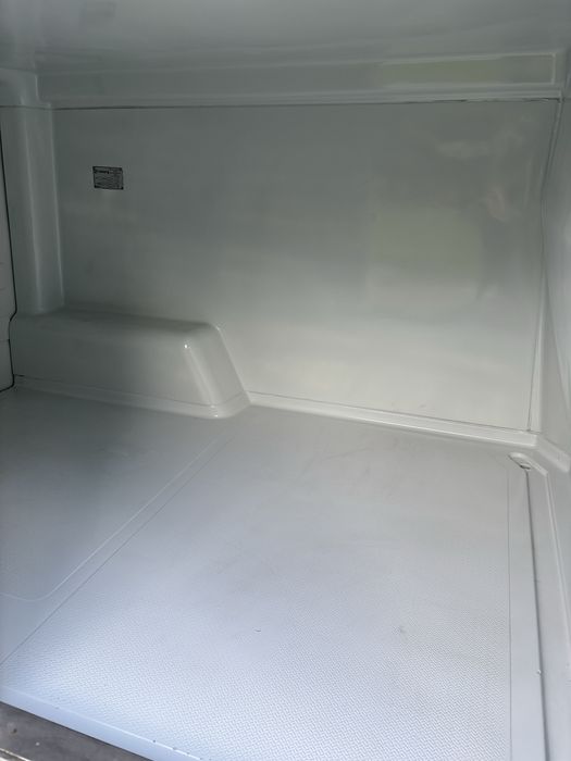 Zabudowa Izoterma Trafic Vivaro