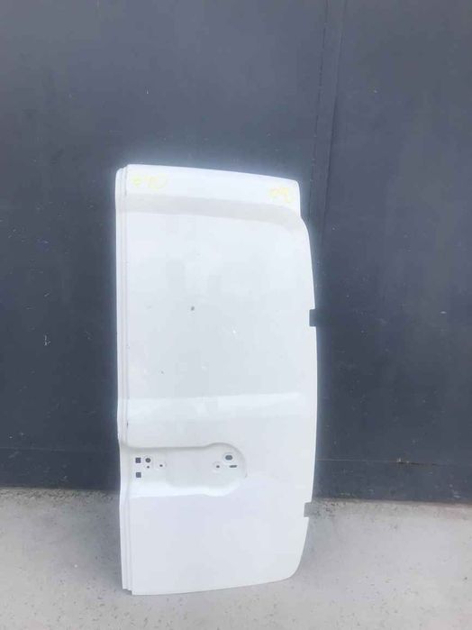 Fiat/Alfa/Lancia Doblo 263 10- двері багажника R DR8